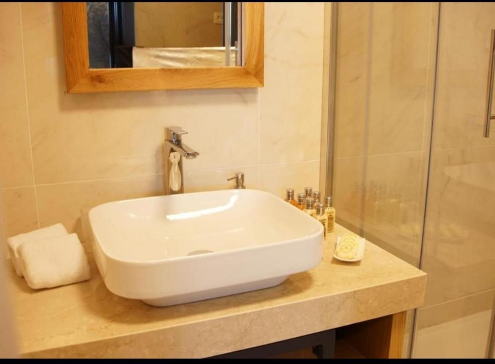 Hvar Riva Rooms Hvar Town Oda fotoğraf